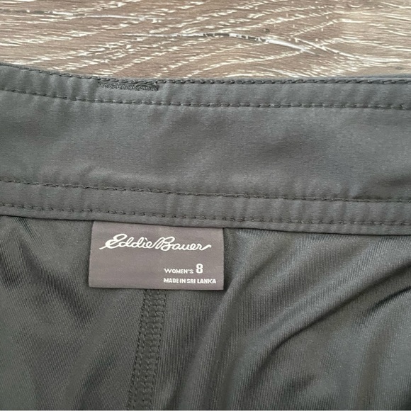 Eddie Bauer Adventurer 2.0 Skort
Dark Smoke
Size 8 - Picture 6 of 8